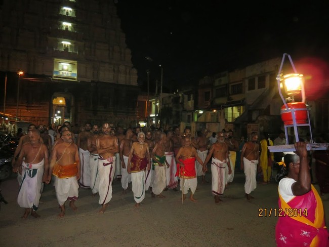 Kanchi Sri Devarajaswami Kovil THondaradipodi azhwar Thirunakshatram-2014-07