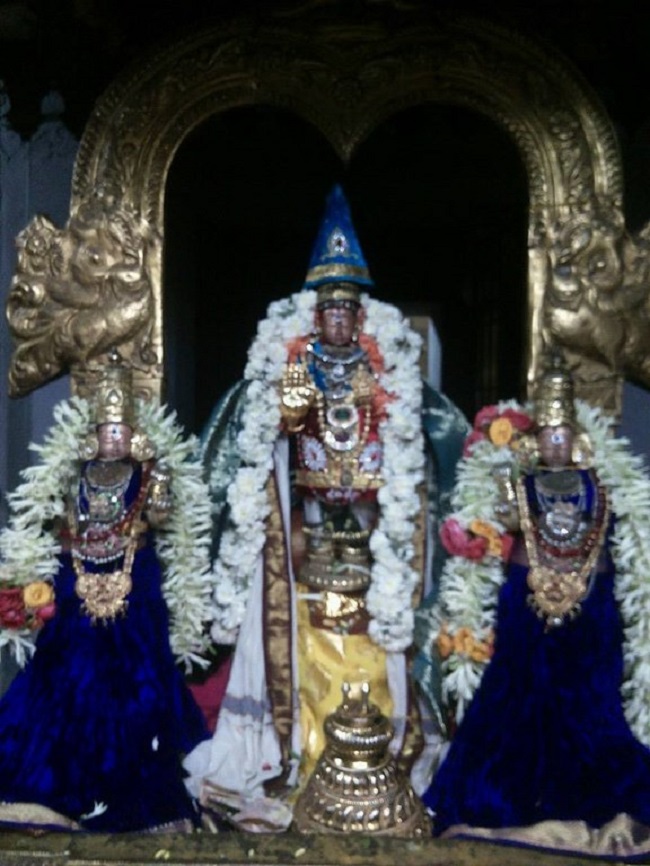 Sri Padaladhri Narasimha Perumal Koil (Singaperumal Koil)Thiruadhyayana Utsavam Commences1