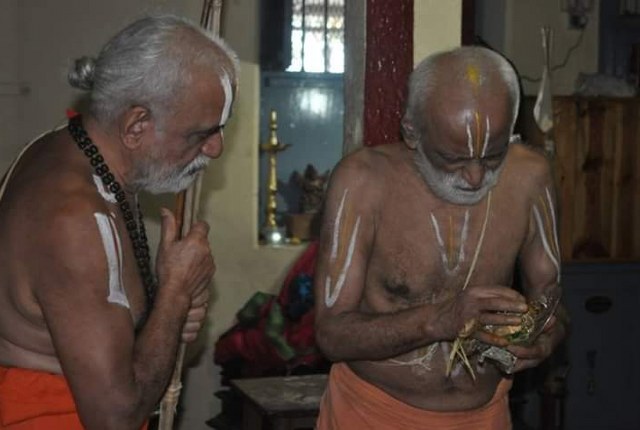 Sri Yadugiri Mutt Jeeyar Bangalore Parakala Mutt Sri Laksmi Hayagreevar Sannadhi Vijayam-2014-04