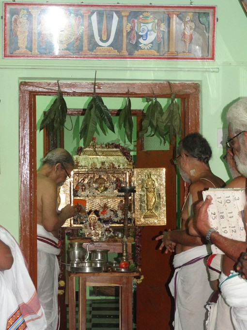 Srinidhi Swami Thirunakshatram and kaliyan Satrumurai at Vaduvur  -2014-01