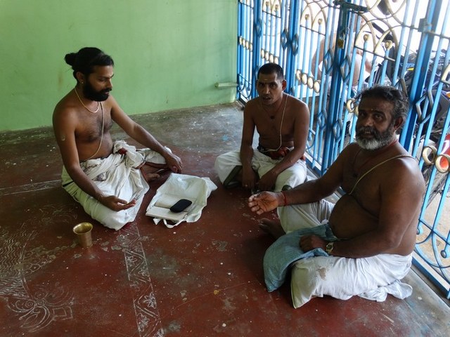 Srinidhi Swami Thirunakshatram and kaliyan Satrumurai at Vaduvur  -2014-14