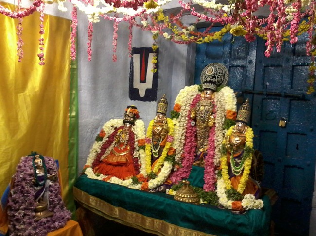 THiruvelukkai Sri Azhagiya Singaperumal Temple Thirumangai azhwar thirunakshatram 2014-11