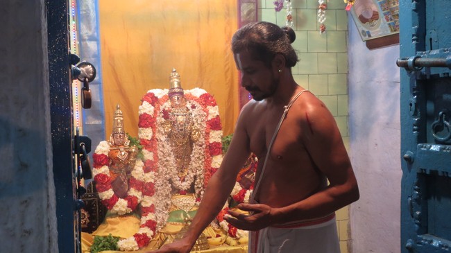 Thiruvelukkai Divyadesam THirukarthikai Utsavam  -2014-04