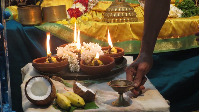 Thiruvelukkai Divyadesam THirukarthikai Utsavam  -2014-10