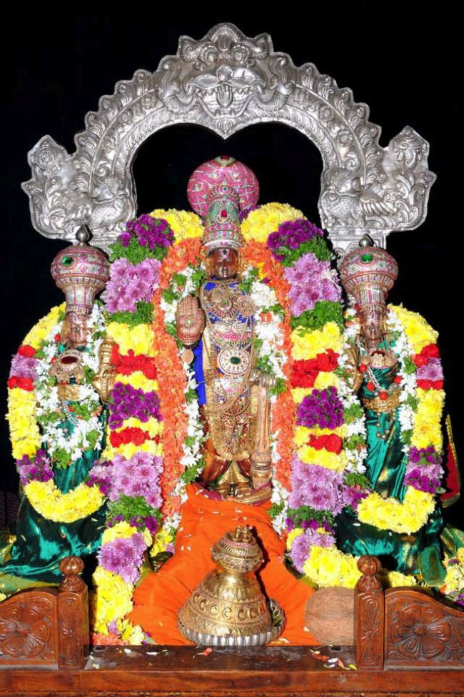 lower Ahobilam Sri Lakshmi Narasimha Temple karthikai Deepotsavam 2014-07