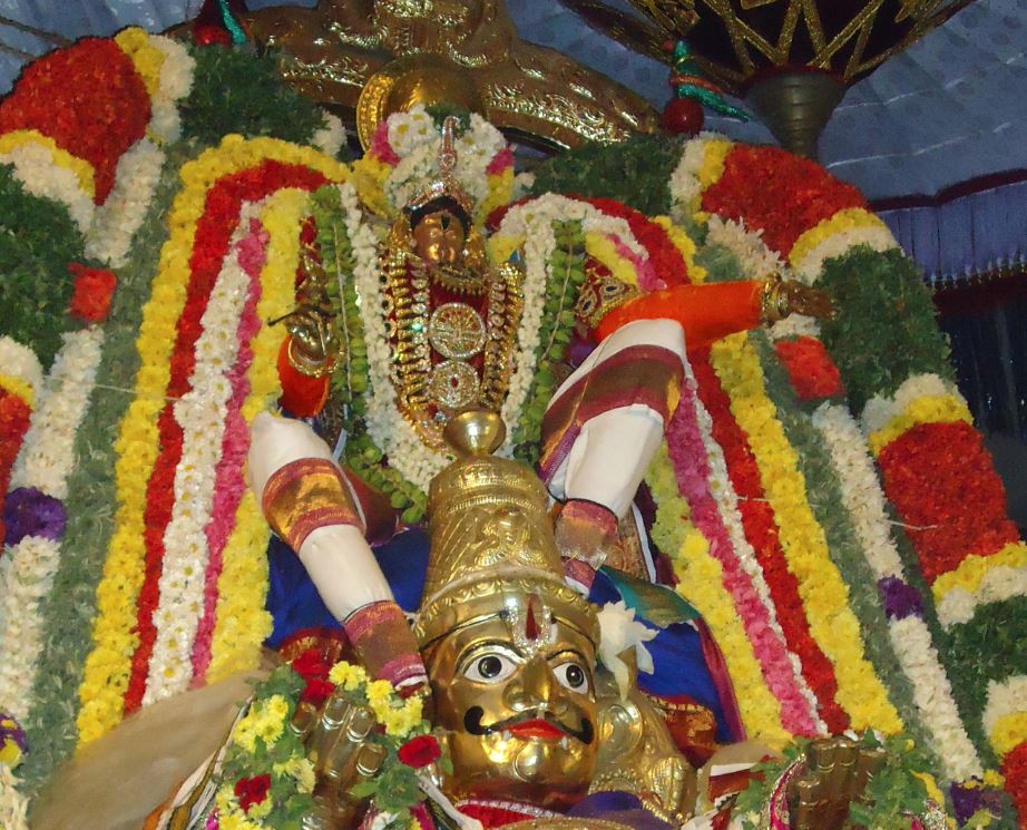 Eleven Garuda sevai Thirunangur 2015