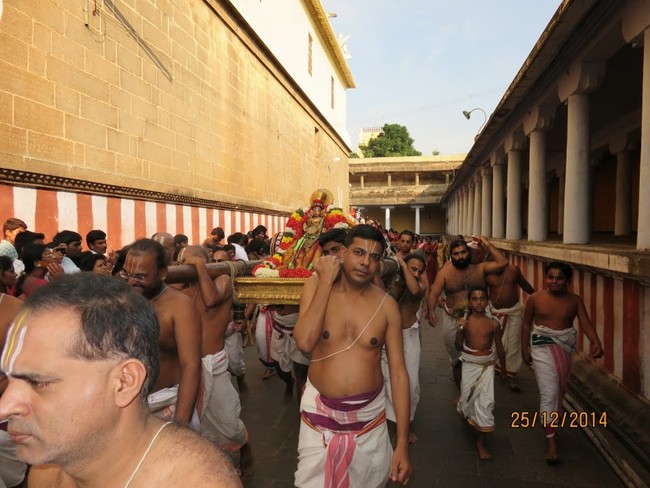Kanchi Devaperumal Sannadhi margazhi Sravana Swami Desikan Purappadu  2014-07