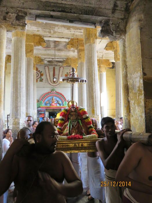 Kanchi Devaperumal Sannadhi margazhi Sravana Swami Desikan Purappadu  2014-09