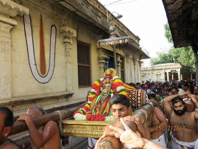 Kanchi Devaperumal Sannadhi margazhi Sravana Swami Desikan Purappadu  2014-11