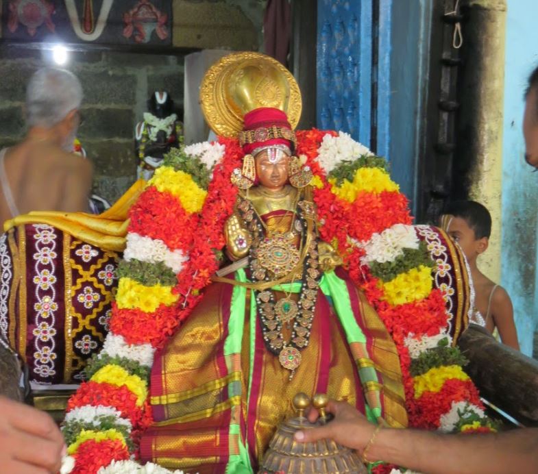 Kanchi Devaperumal Sannadhi margazhi Sravana Swami Desikan Purappadu  2014-38