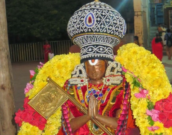 Kanchi Devarajaswami Temple Irappathu  utsavam day 4  2014-18
