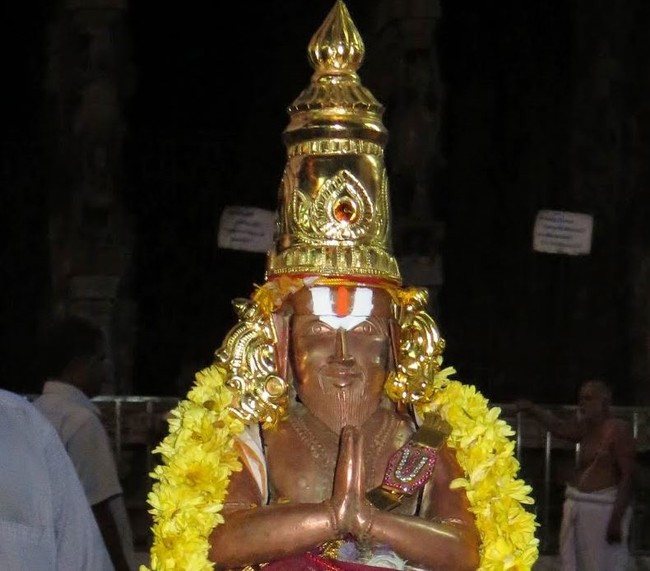 Kanchi Devarajaswami Temple Irappathu  utsavam day 4  2014-31
