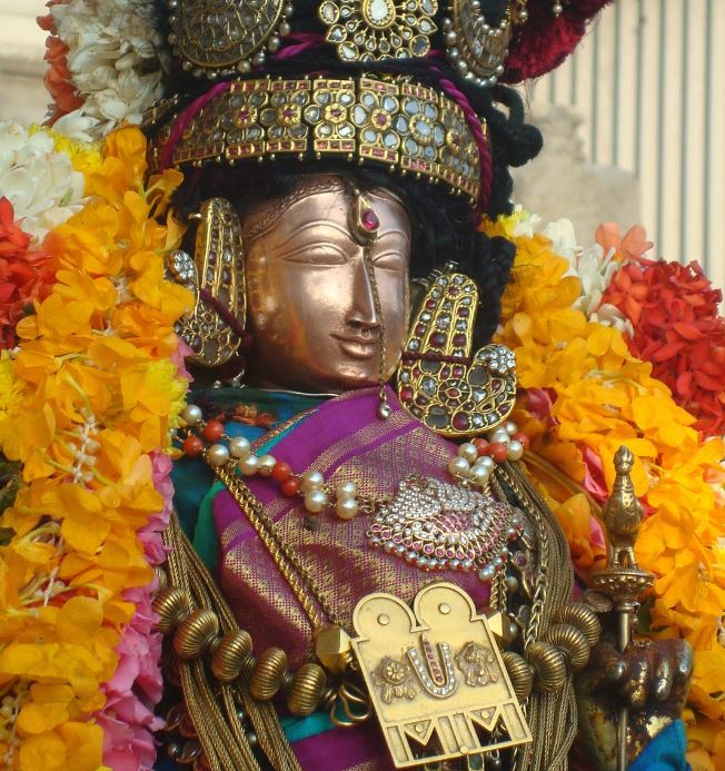 Kanchi Devarajaswami Temple Neeratal  utsavam Day 3   2014-15