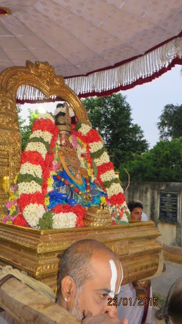 Kanchi Perundhevi thayar Thai Sukravara Purappadu 2015-07