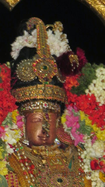 Kanchi Perundhevi thayar Thai Sukravara Purappadu 2015-18