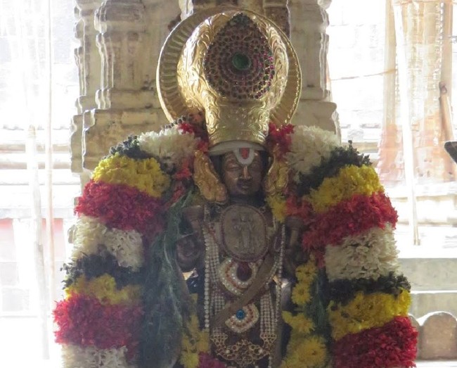 Kanchi Sri Devarajaswami Temple Irappathu Iyarpa Satrumuraia 2015-10