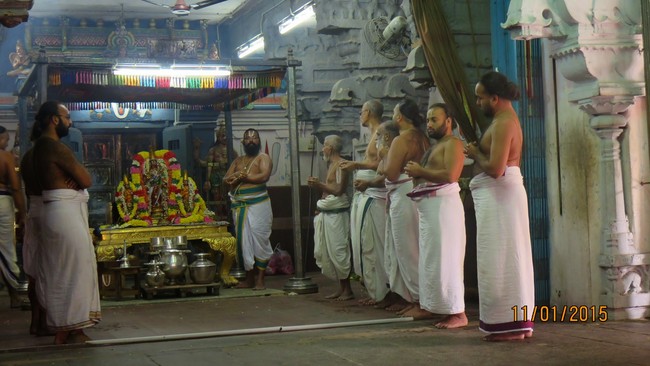 Kanchi Sri Devarajaswami Temple Irappathu Iyarpa Satrumuraia 2015-42