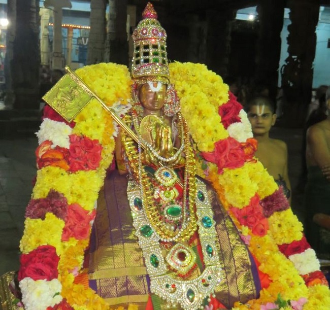 Kanchi Sri Devarajaswami Temple Irappathu Utsavam Day 5 2014-01