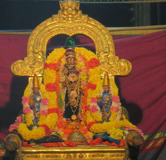 Kanchi Sri Devarajaswami Temple Irappathu Utsavam Day 5 2014-08