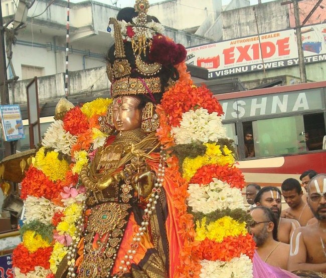 Kanchi Sri Devarajaswami Temple Sri ANdal Neerattu Utsavam day 4  2014-15
