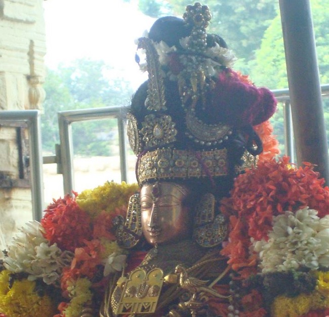 Kanchi Sri Devarajaswami Temple Sri ANdal Neerattu Utsavam day 4  2014-21