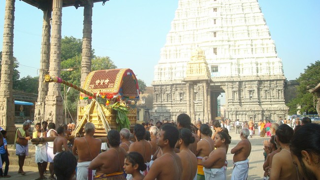 Kanchi Sri Devarajaswami Temple Sri Andal Neerattu Utsavam Concludes 2015-31