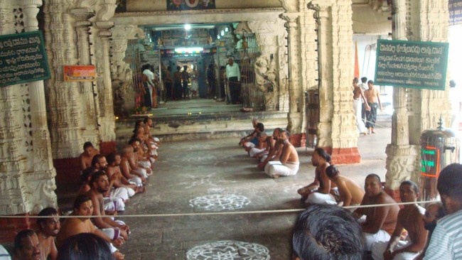 Kanchi Sri Devarajaswami Temple Sri Andal Neerattu Utsavam Concludes 2015-67