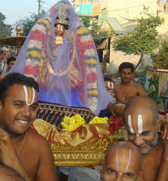 Kanchi Sri Devarajaswami Temple Sri Andal Neerattu Utsavam day 7  2014-15