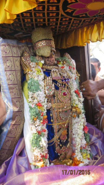 Kanchi Sri Devarajaswami Temple Sri Devaperumal Pazhayaseevaram Purappadu day 2015-22