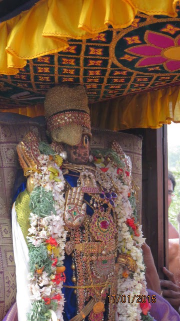 Kanchi Sri Devarajaswami Temple Sri Devaperumal Pazhayaseevaram Purappadu day 2015-28