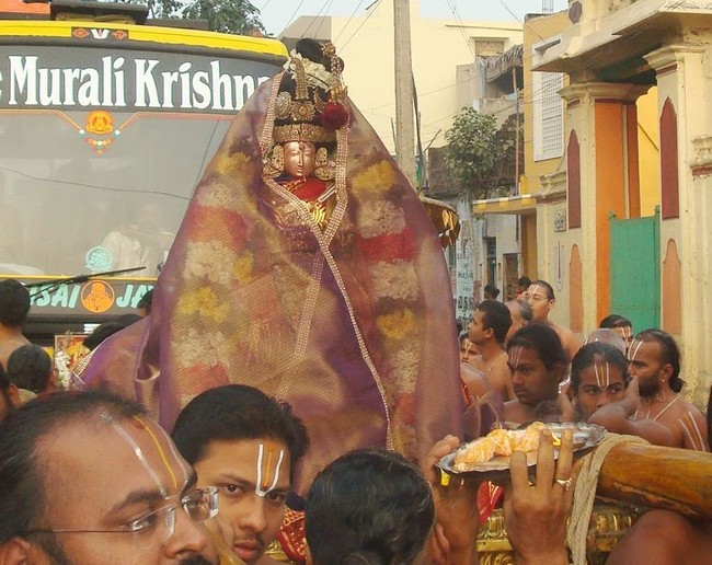 Kanchi Sri Devarajaswami TempleSri Andal Neerattu Utsavam day 5  2014-03