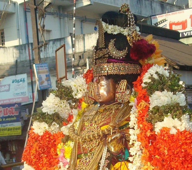 Kanchi Sri Devarajaswami TempleSri Andal Neerattu Utsavam day 6  2014-10