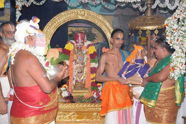 Lower Ahobilam Sri Prahaladavardan Temple Nammazhwar Thiruvadi Thozhal4