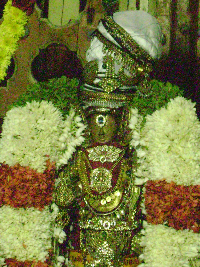 Mylai Sri Adhikesava Perumal Temple Irappathu  Utsavam day 8 -2014-10