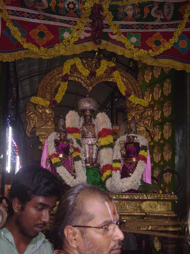 Mylai Sri Adhikesava Perumal Temple Irrapathu day 22014-08