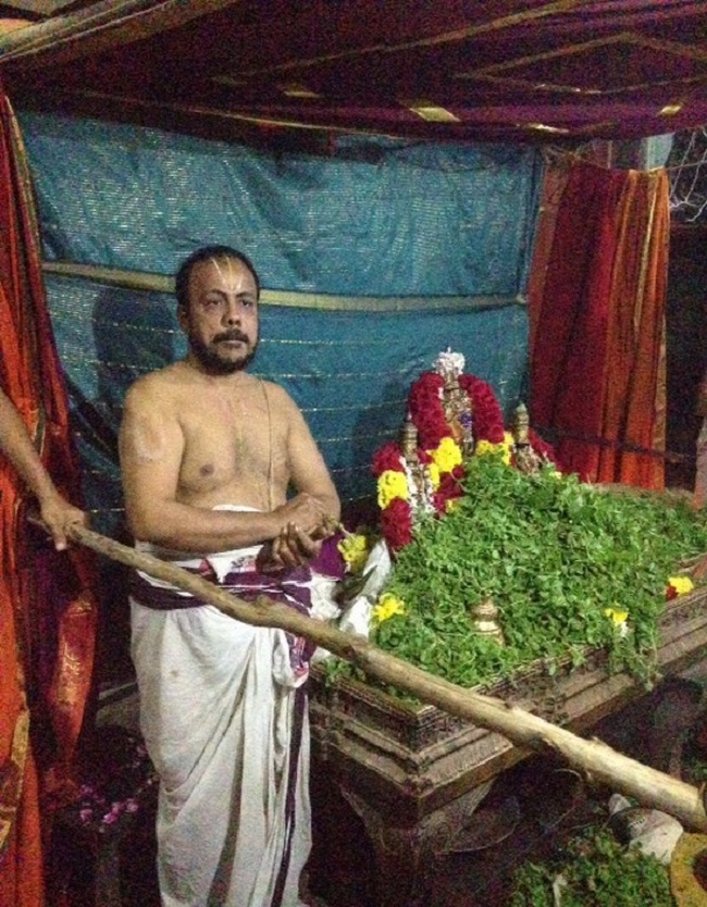 Nanganallur Sri Lakshmi Hayavadhana Perumal Temple Nammazhwar Thiruvadi Thozhal6