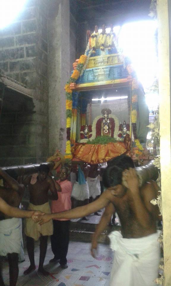 Palayamkottai Sri Vedhanarayanan Azhagiyamannar Sri Rajagopalaswami  Temple Rathasapthami Purappadu 2015-11