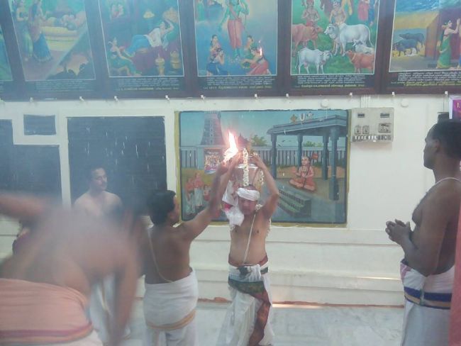 Salem Sri Varadaraja Perumal Temple Thanga Garuda Vahanam Samarpanai 2015-06