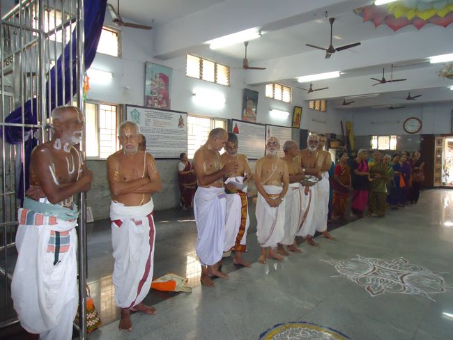 Srimad azhagiyasingar Margazhi masa thirunakshatramat Srirangam ahobila mutt 2014-06