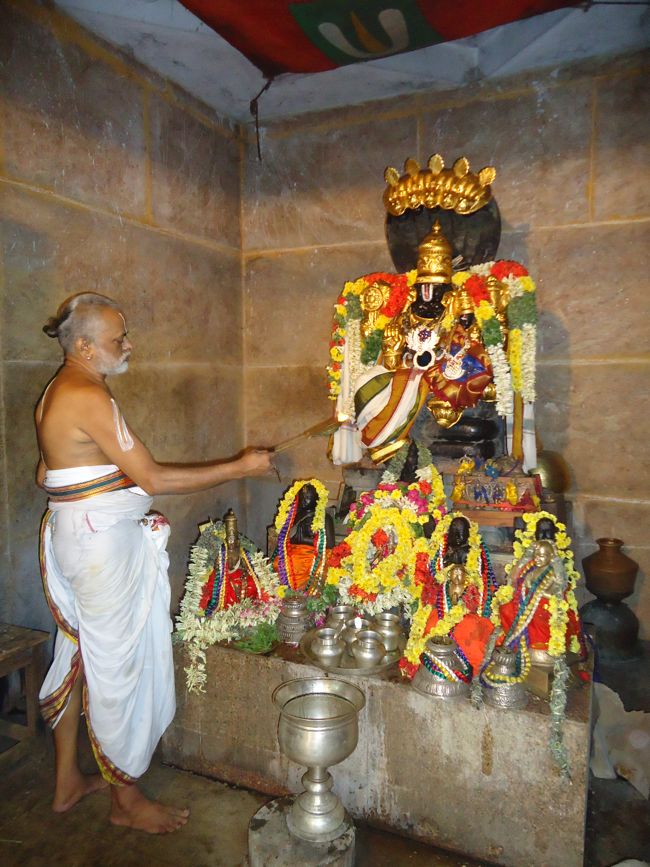 Srimad azhagiyasingar Margazhi masa thirunakshatramat Srirangam ahobila mutt 2014-12