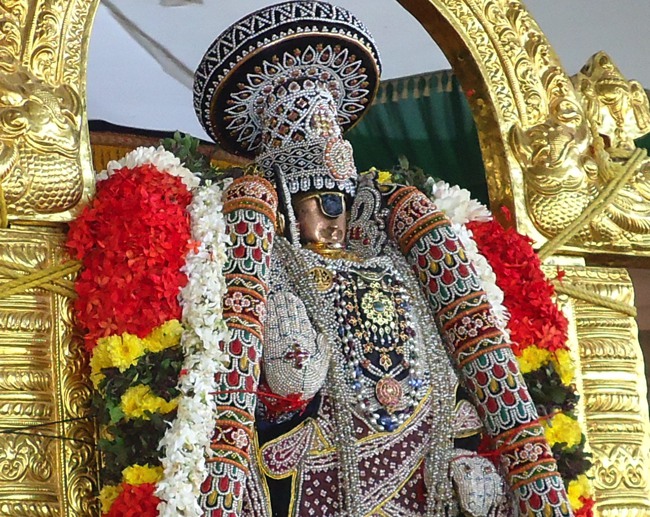 Srirangam Muthangai Sevai on Kanu Pongal 2015