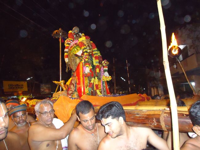 Srirangam Namperumal Boopathi Thirunal Garuda Sevai Purappadu  2015-04