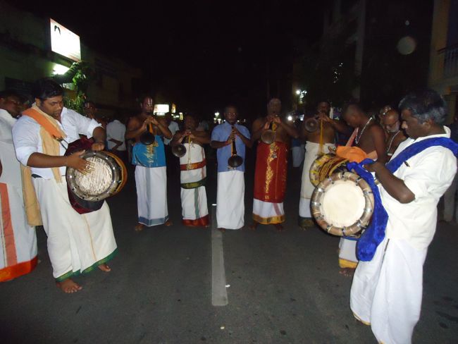 Srirangam Namperumal Boopathi Thirunal Garuda Sevai Purappadu  2015-11