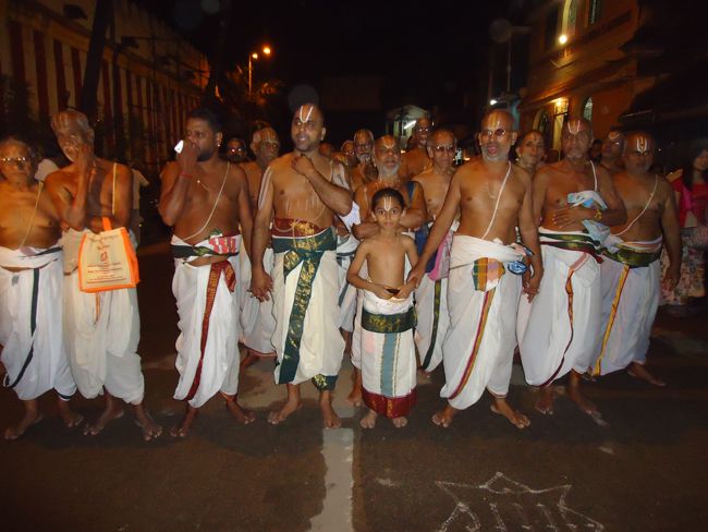 Srirangam Namperumal Boopathi Thirunal Garuda Sevai Purappadu  2015-16