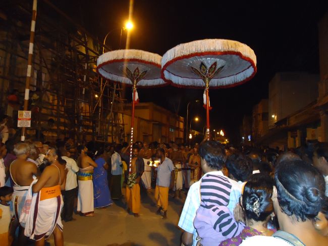 Srirangam Namperumal Boopathi Thirunal Garuda Sevai Purappadu  2015-42