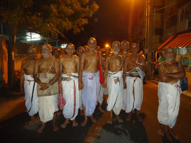 Srirangam Namperumal Boopathi Thirunal Garuda Sevai Purappadu  2015-49
