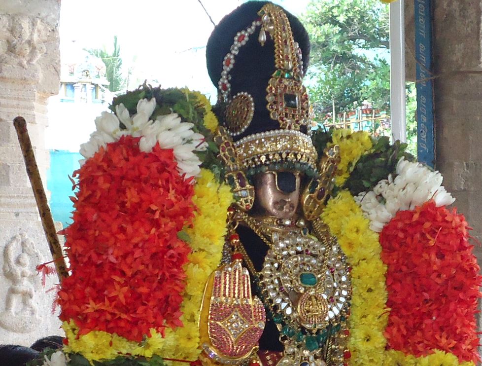 Srirangam Namperumal Irrapathu UTsavam day 3