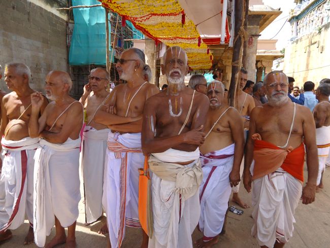 Srirangam Namperumal Irrapathu Utsavam day 3  2014-01