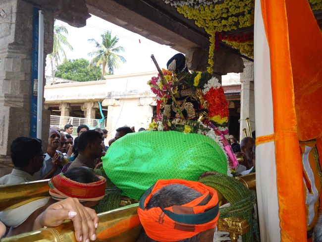 Srirangam Namperumal Irrapathu Utsavam day 3  2014-03