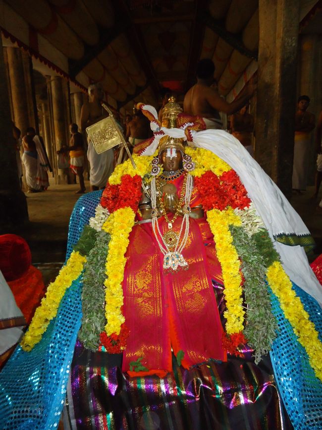 Srirangam Namperumal Muthangi Sevai on Kanu Utsavam -2015-26